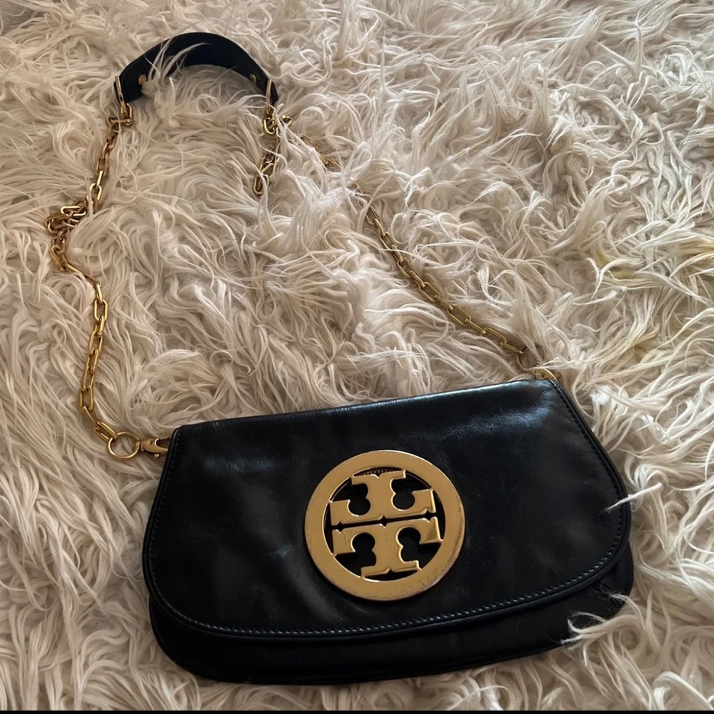 ❌SOLD❌ Authentic Tory Burch Reva Clutch
